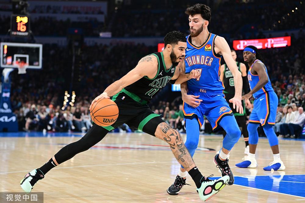 替补球员的 替补球员的