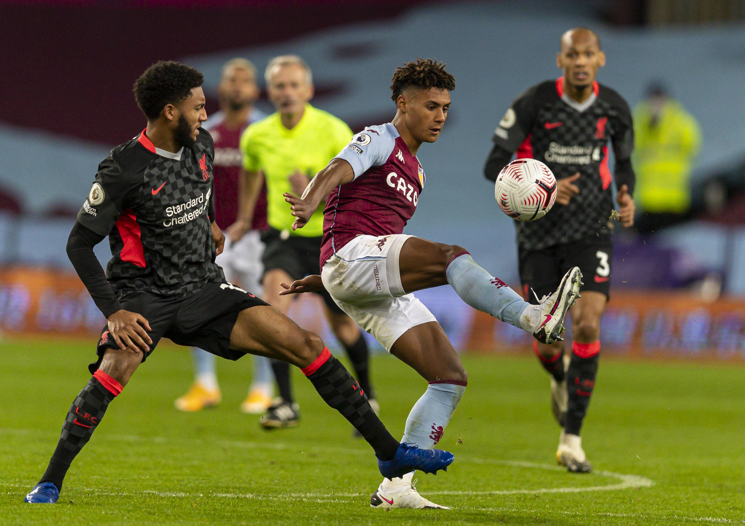 的表现也令 的表现也令